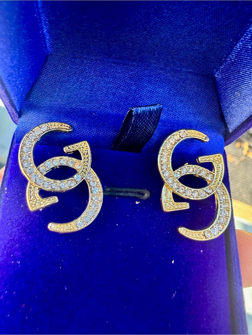 Gold Crystal Interlocking Circle Stud Earrings